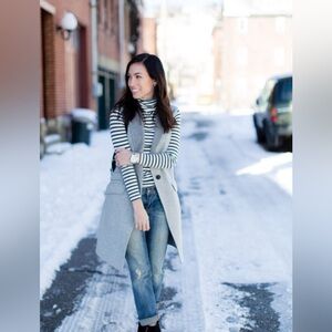 Women's Love Tree Chic and Style Fleece Longline Vest Large Gray  New NWT